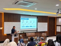 Manajemen perusahaan menjabarkan perjalanan transformasi bisnis