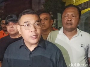 Video: Gedung BPN Karawang Terbakar, Api Diduga dari Lantai 2