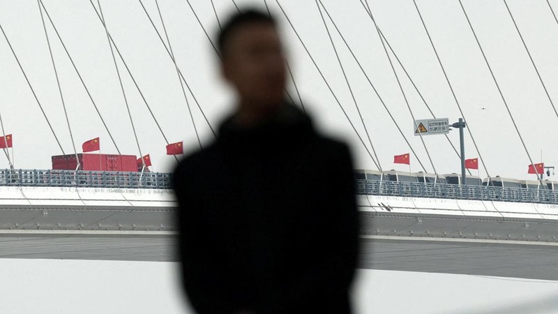 China dan Korea Utara secara resmi menandai pembukaan Jembatan Sungai Yalu Baru yang telah lama tertunda pada Kamis (15/10/2026). (REUTERS/Florence Lo)