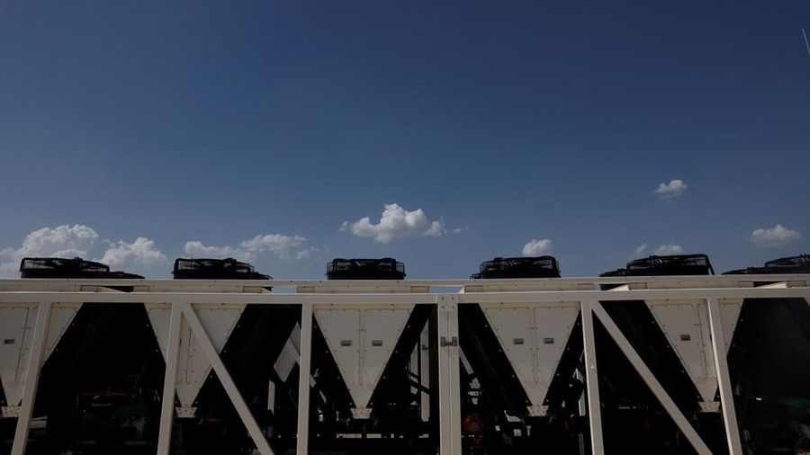 Data Center. (REUTERS/Vincent West)