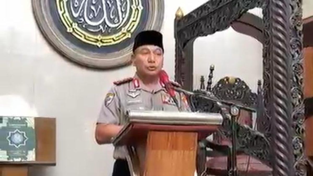 Subuh Keliling di Masjid Surabaya, Kabaharkam Bawa Pesan Jaga Kamtibmas — NadiKabar.com