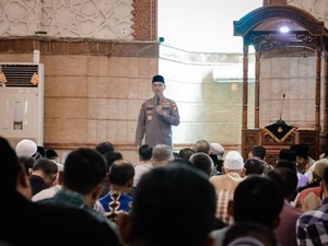 Pesan Kapolda Metro Usai Salat Jumat: Layani Masyarakat dengan Ikhlas