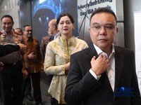 Kapolri Suyudi Ario Seto, CEO Danantara Rosan, Ketua OJK Friderica, Ketua DPR RI Sufmi Dasco, Kepala BP BUMN Dony Oskaria, Kepala Eksekutif PMDK Hasan Fawzi sambangi gedung Bursa Efek Indonesia (BEI) pada Jumat (16/10/2026). (CNBC Indonesia/Muhammad