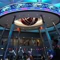 Layar menampilkan pergerakan Indeks Harga Saham Gabungan (IHSG) di Bursa Efek Indonesia, Jakarta, Jumat (16/10/2026). (CNBC Indonesia/Muhammad Sabki)