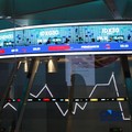 Layar menampilkan pergerakan Indeks Harga Saham Gabungan (IHSG) di Bursa Efek Indonesia, Jakarta, Jumat (16/10/2026). (CNBC Indonesia/Muhammad Sabki)