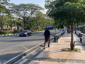 Suhu Semarang Tembus 37 Derajat, Warga: Kayak Simulasi Neraka