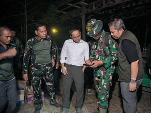 Menhut Bermalam di Tanjung Puting, Kebut Pasang Pompa Air untuk Karhutla