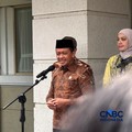 Menko Hilirisasi dan Transisi Energi sekaligus Menteri ESDM Bahlil Lahadalia konfrensi pers mengenai kondisi BBM. (CNBC Indonesia/Firda Dwi Muliawati)