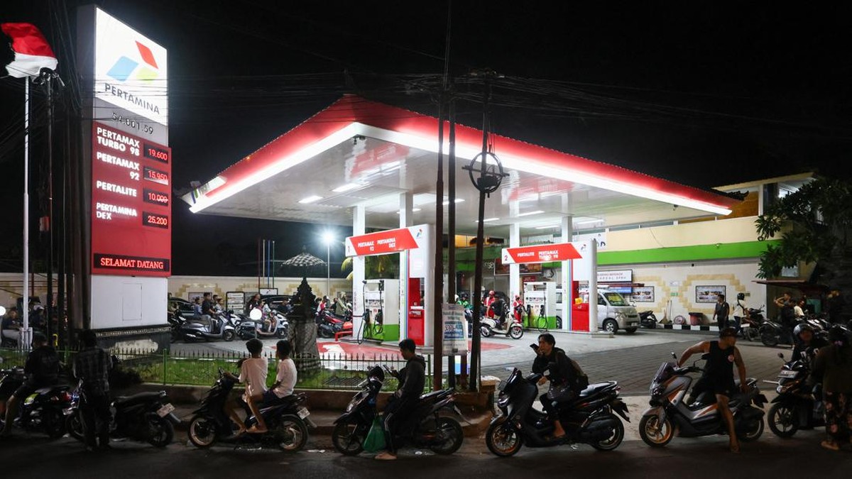 Ada Antrean Panjang BBM di Bali-Jatim, Ternyata Ini Pemicunya