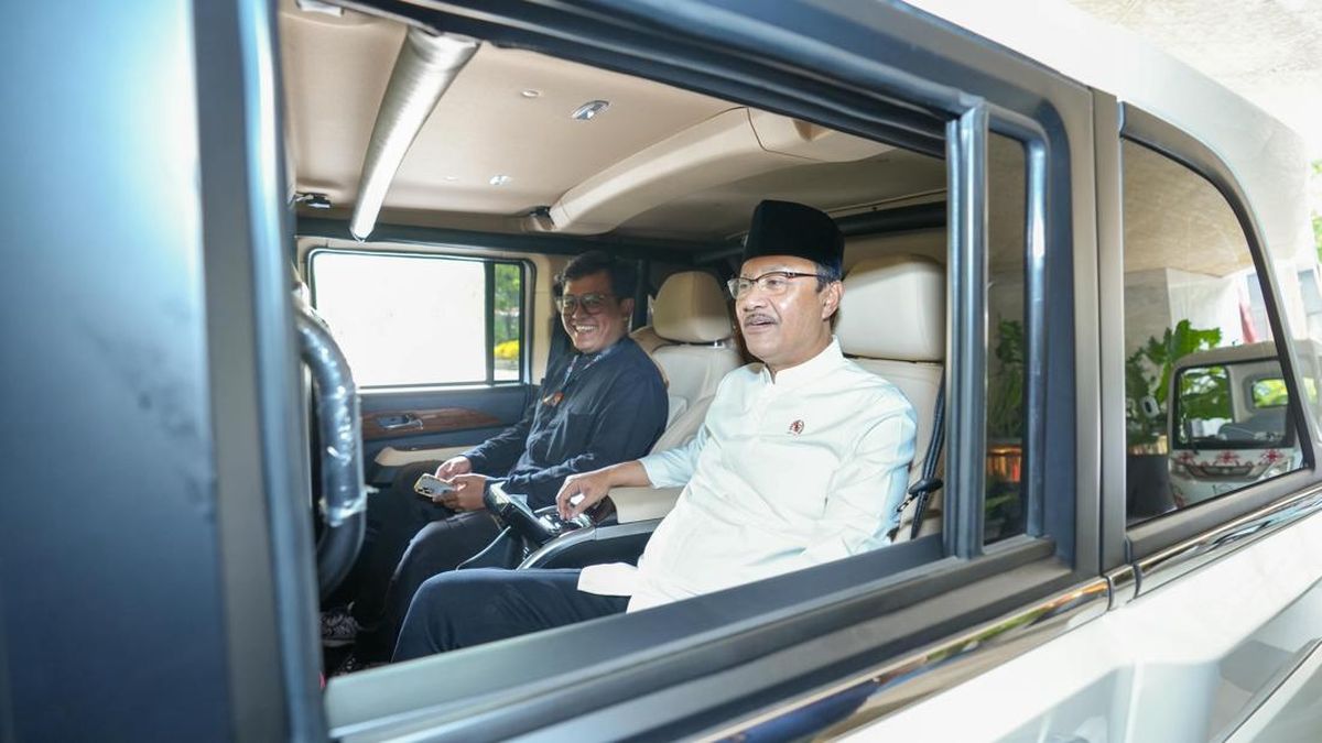 Perdana Pakai Mobil Dinas Maung, Gus Ipul: Harus Bangga Produk Indonesia — NadiKabar.com
