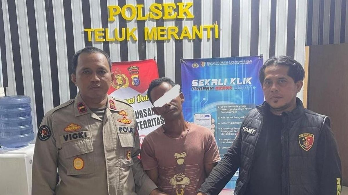 Pria di Riau Serahkan Diri ke Polisi Usai Bunuh Ayah dan Aniaya Adik — NadiKabar.com