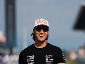 Bentrok dengan GTWCE, Sean Gelael Pilih WEC Barcelona