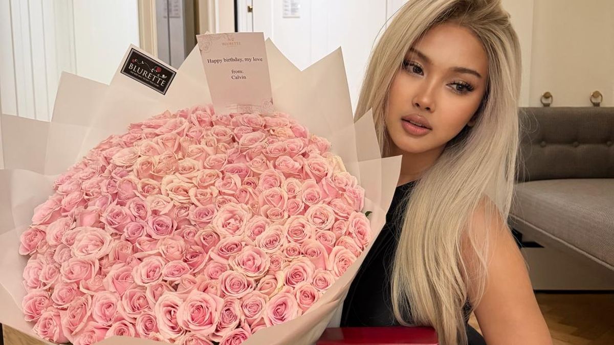 Sweet! Shakira Jasmine Ultah Dapat Kado Perhiasan Cartier dari Calvin Manik — NadiKabar.com