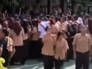 Guru SMAN 2 Makassar Diduga Lecehkan Siswi Dalih Bercanda