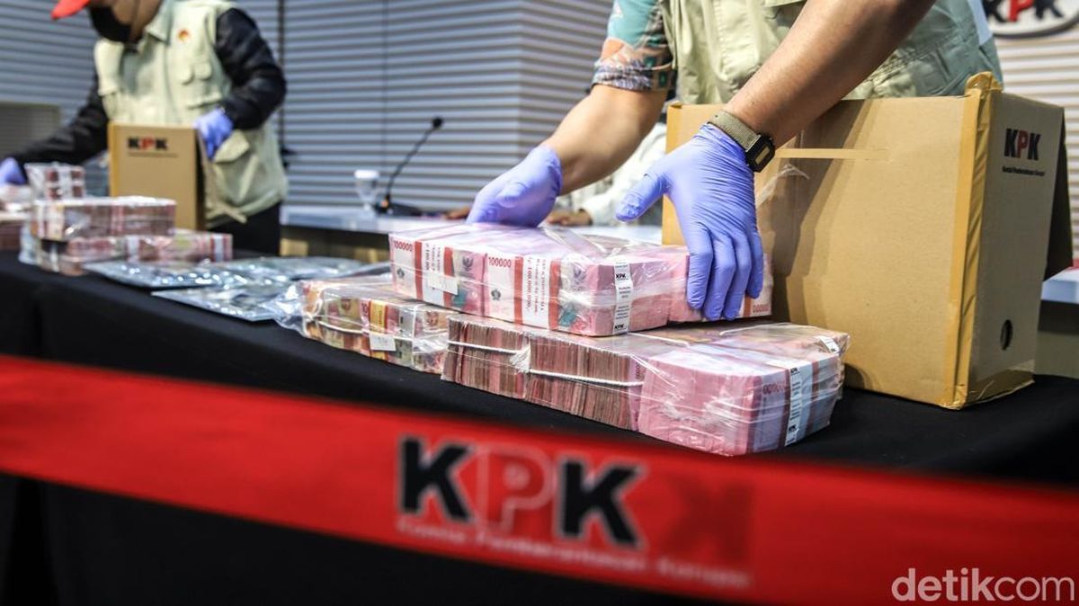 KPK Sudah Geledah 8 Tempat Terkait Korupsi BNPB, Sita Duit hingga Perhiasan — NadiKabar.com