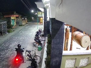 Maling Gondol Motor Jemaah Salat Subuh di Masjid Undaan Kudus