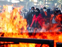 Potret  Gejolak Chaos Demo Antipemerintah, Tuntut PM Mundur