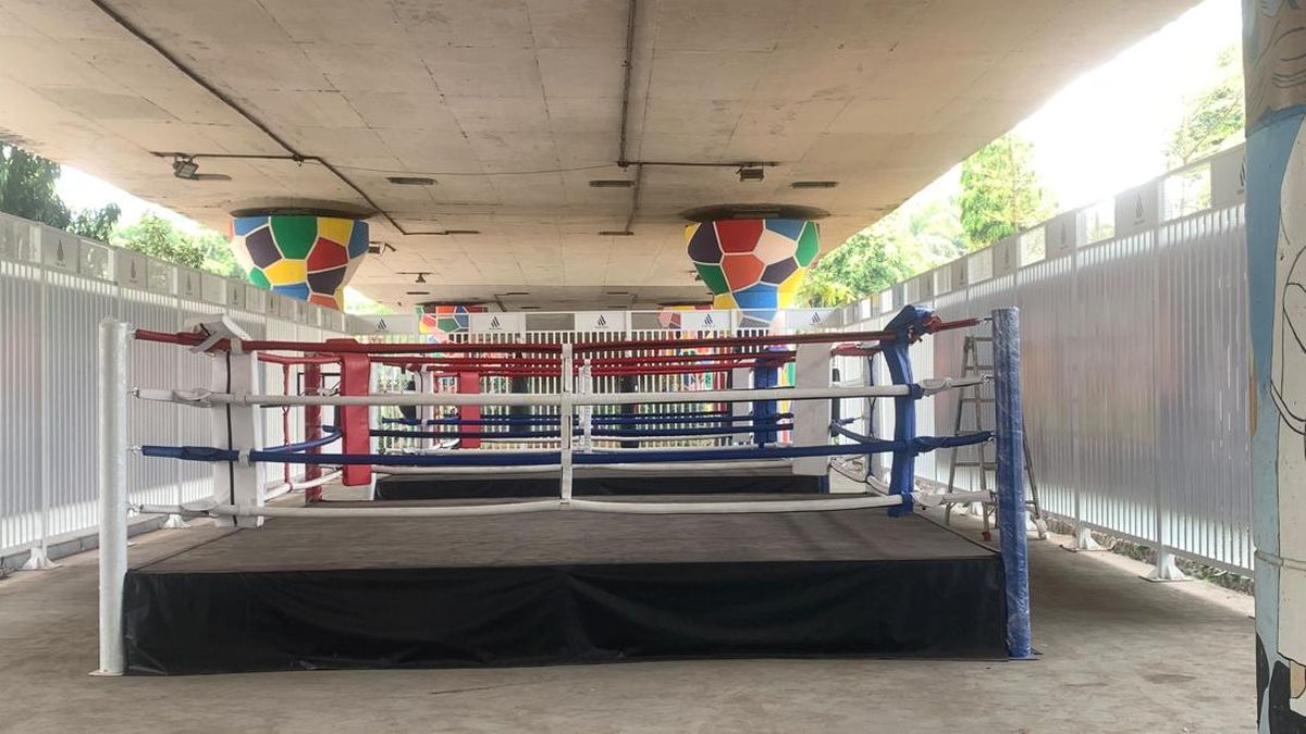 Melihat Kolong Flyover Kampung Melayu yang Disulap Jadi Ring Tinju — NadiKabar.com