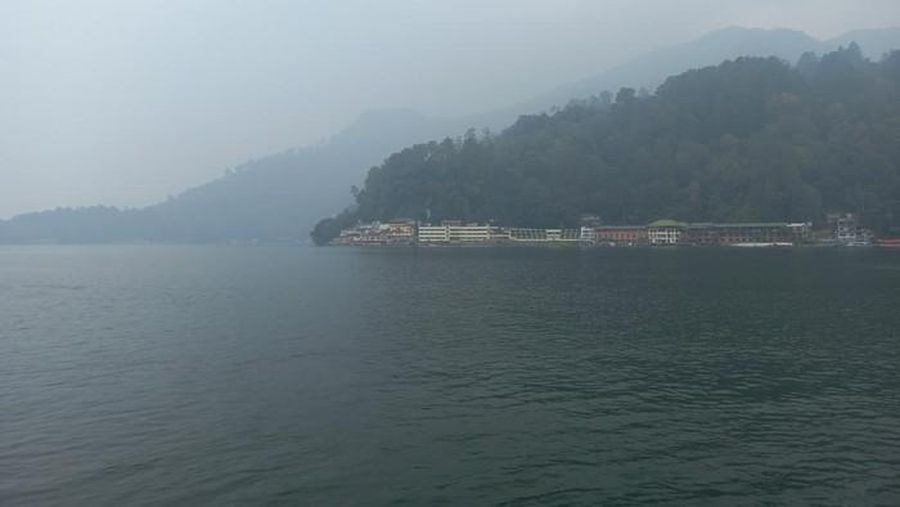 Kabut asap karhutla selimuti kawasan Danau Toba, Sumatra Utara. (Dok. Warga via detikcom) Kabut asap karhutla selimuti kawasan Danau Toba, Sumatra Utara. (Dok. Warga via detikcom)