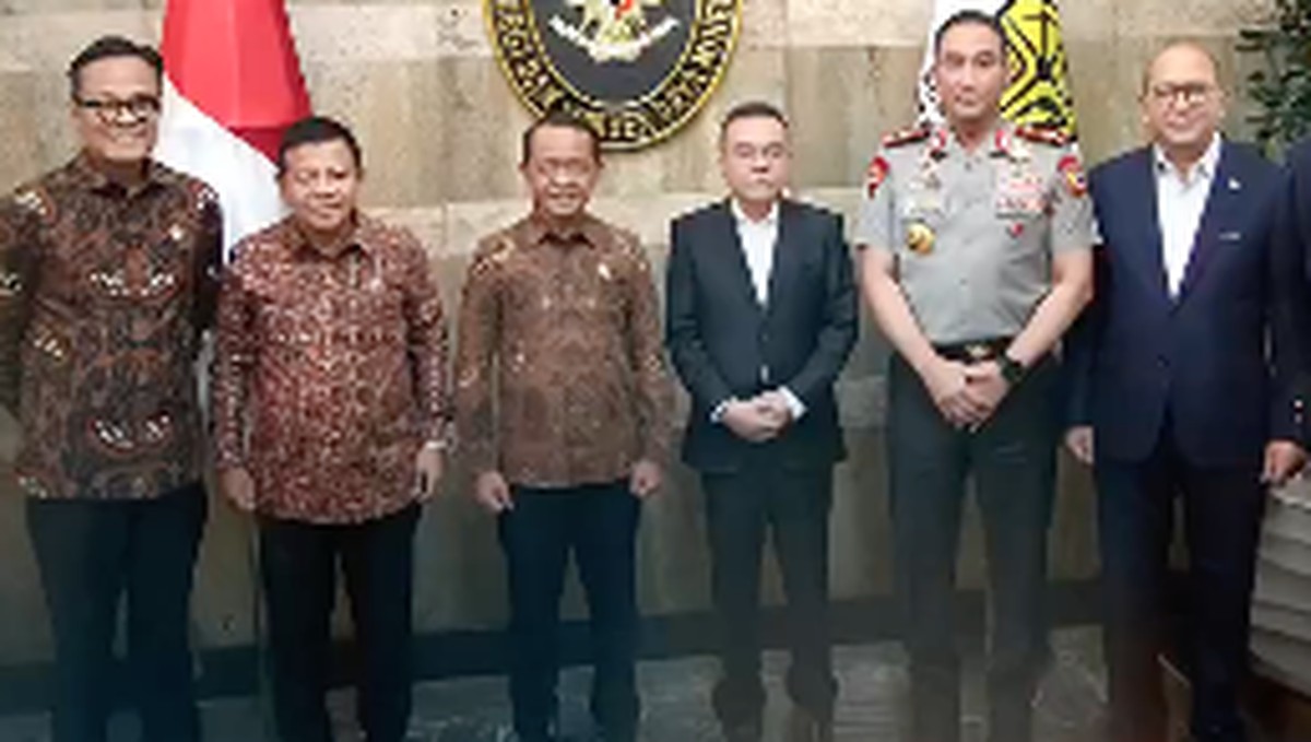 Rosan Beberkan Hasil Rapat dengan Bahlil, Kapolri-Dasco, Bahas Isu BBM