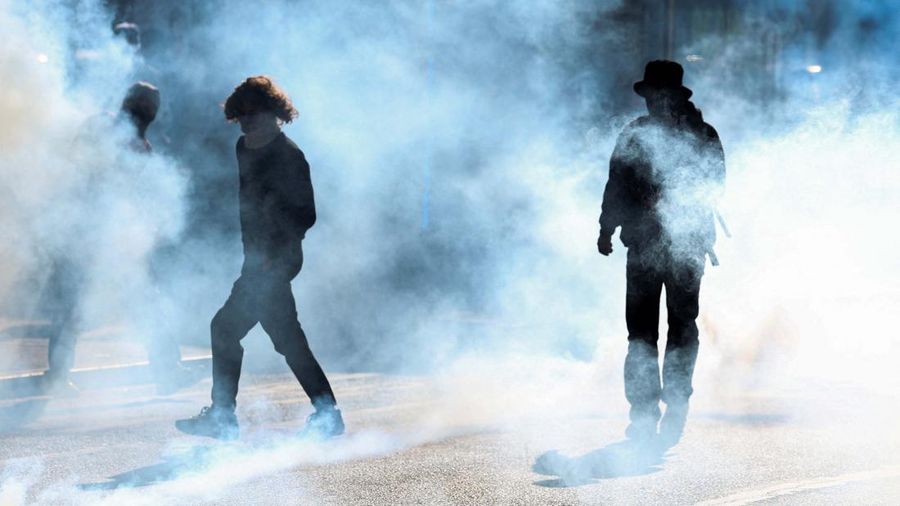 Rusuh saat protes mahasiswa di Brussel, Belgia, Sabtu (17/10/2026). (REUTERS/Yves Herman)