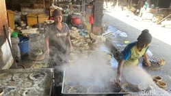 Kisah Ibu-ibu Pemindang Ikan Kusamba, 28 Tahun Kerja Cuma Libur Nyepi-Galungan