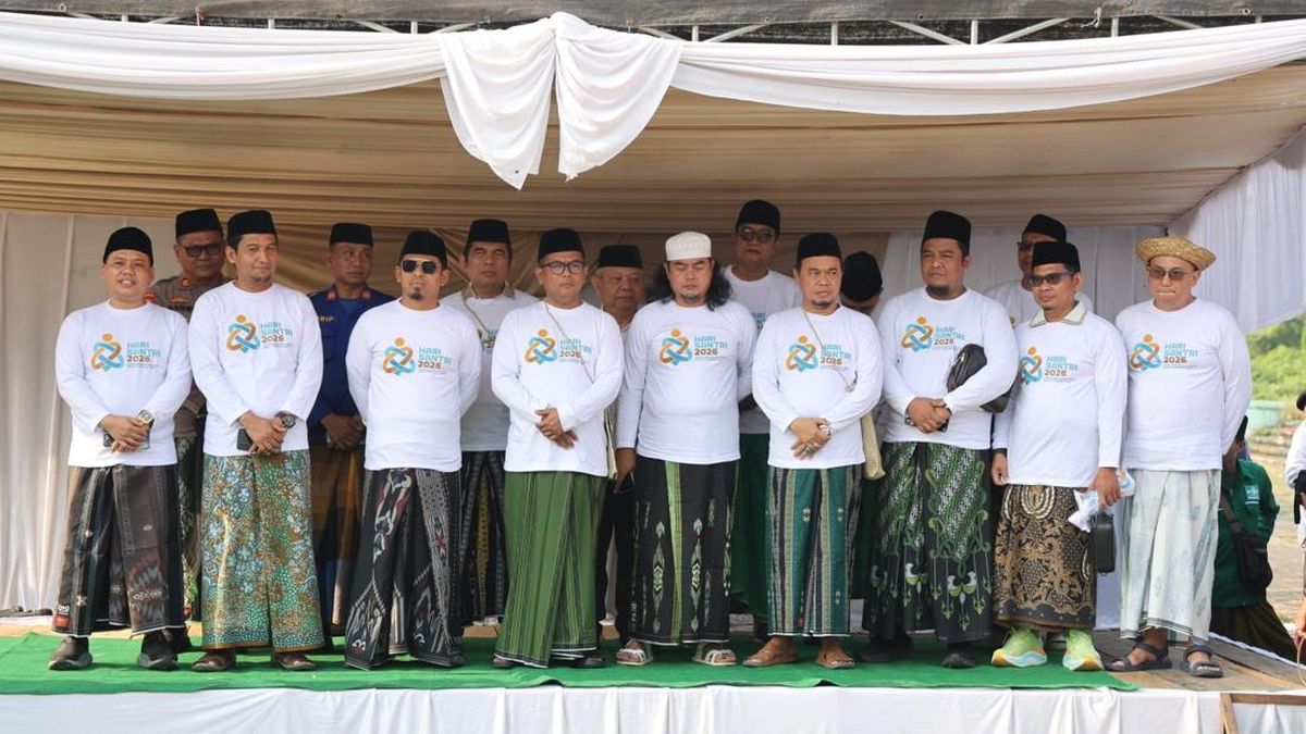 Andra Soni Sebut Santri Punya Peran Strategis dalam Pembangunan Banten — NadiKabar.com