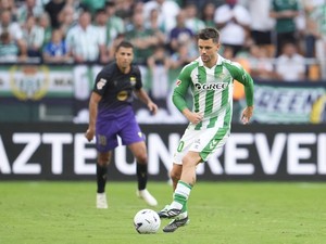 Gol Spektakuler Lo Celso Dibatalkan VAR, Picu Kontroversi