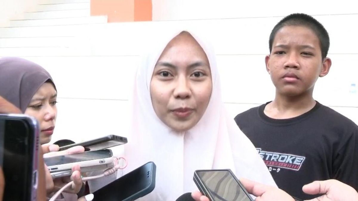 Ilustrasi berita Nasional: Pengalaman Baru Yumar Mengajar Matematika di Sekolah Rakyat Bekasi
