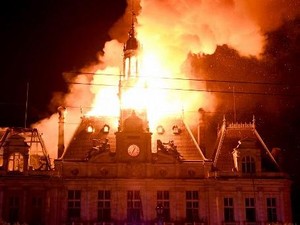 KBRI Paris Imbau WNI Waspada, Jam Malam Berlaku di Seantero Prancis