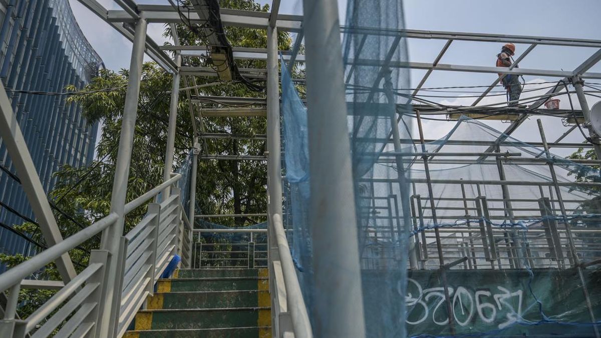Revitalisasi JPO Mampang Prapatan Ditargetkan Rampung Awal November 2026 — NadiKabar.com