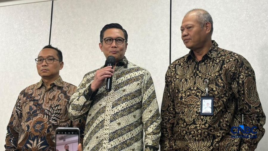 Dirut BEI, Jeffrey Hendrik memberikan keterangan usai rapat dengan MSCI, Senin 19 Oktober 2026. (CNBC Indonesia/Mentari Puspadini)