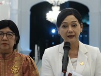Ketua Dewan Komisioner Otoritas Jasa Keuangan (OJK) Friderica Widyasari Dewi. (Tangkapan Layar Youtube/Sekretariat Presiden RI)