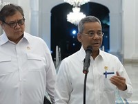 Menteri Keuangan RI, Suahasil Nazara dalam Keterangan Pers Menteri Terkait Ratas Ekonomi, Istana Merdeka, 19 Oktober 2026. (Tangkapan Layar Youtube/Sekretariat Presiden RI)