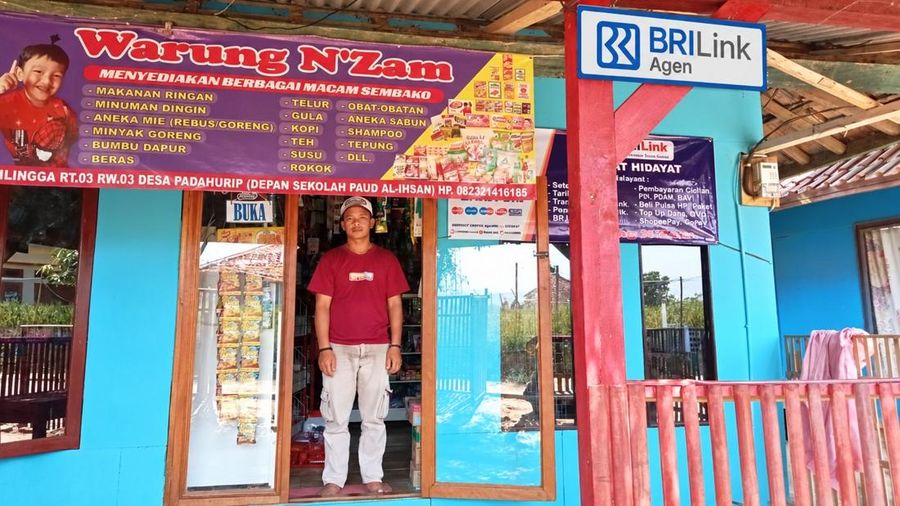 Penjual Gorengan yang Kini Jadi BRILink Agen