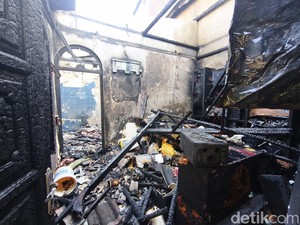 Rumah di Pekunden Semarang Terbakar Diduga Imbas Pembakaran Sampah