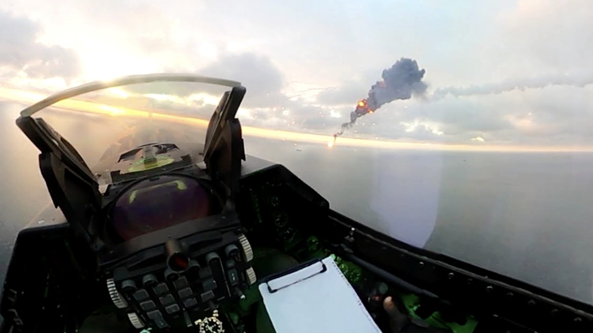 Detik-Detik Drone Putin Ditembak Jatuh Jet Tempur F-16 Negara NATO