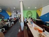 Suasana Soto Sapi Asli Trisakti di Jalan Kalilarangan No. 61, Jayengan, Kecamatan Serengan, Kota Surakarta, Provinsi Jawa Tengah, beberapa waktu lalu. (Dok. Istimewa)