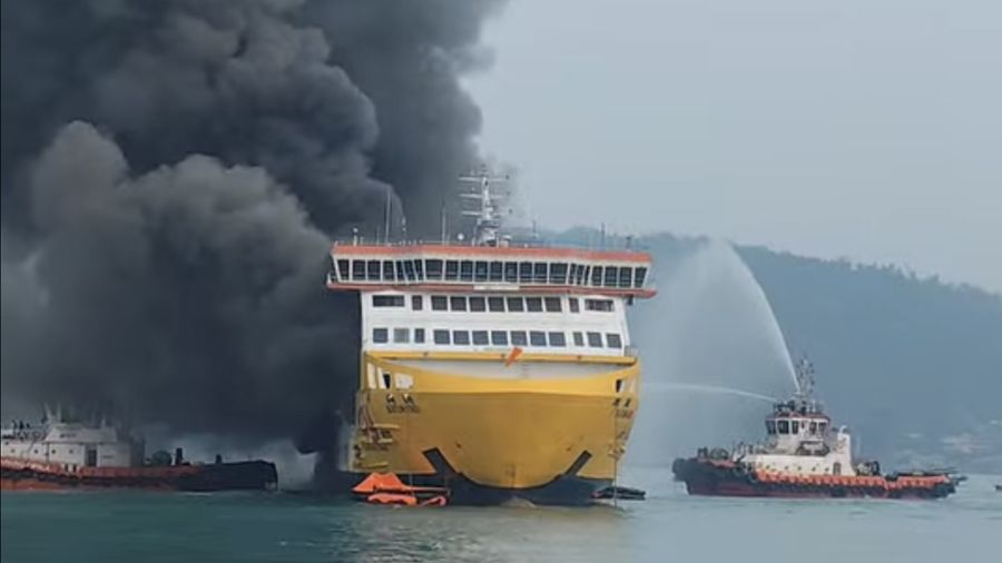 Kebakaran Kapal Batumandi