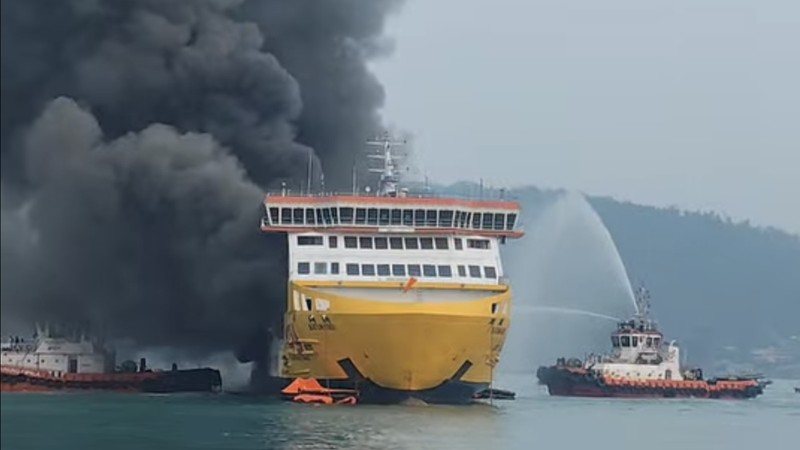 Kebakaran Kapal Batumandi