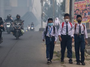 Udara Palembang Masih Masuk Level Berbahaya