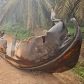 Misteri benda logam berukuran besar yang ditemukan diduga kuat merupakan sampah antariksa dari bekas roket ZhuQue-2E (ZQ-2E) asal China yang memasuki kembali atmosfer Bumi di kawasan perkebunan kelapa sawit di Sampit, Kabupaten Kotawaringin Timur, Ka