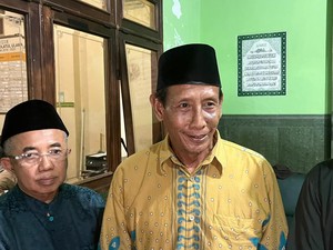 Kepsek MI Dianiaya Oknum TNI gegara Kaus Kaki, Dandim Lamongan Minta Maaf