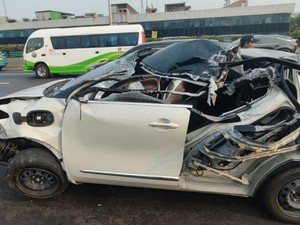 Perkara e-Toll Jatuh Berujung Tabrakan Beruntun Mobil Listrik di Tol Ancol