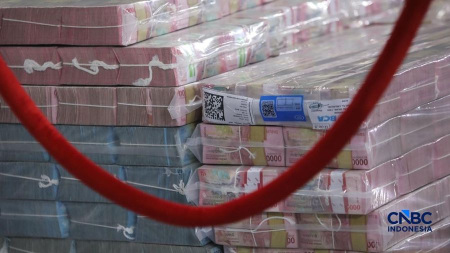 Penyerahan dana kerugian kepada korban perkara Koperasi Simpan Pinjam (KSP) Indosurya Tahap I