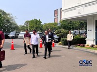 Presiden Prabowo Subianto memanggil para pejabat bidang pendidikan ke Istana Kepresidenan, Jakarta Pusat, Senin (19/10/2026).