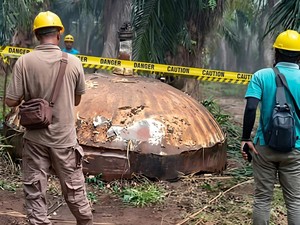 Diduga Masih Ada Puing Benda Asing Lain di Kebun Sawit Kotim
