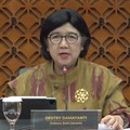 Gubernur Bank Indonesia, Destry Damayanti saat menyampaikan Hasil Rapat Dewan Gubernur Bulanan Bulan Oktober 2026 Cakupan Triwulanan dan Tahunan di Gedung Bank Indonesia, Jakarta, Rabu (21/10/2026). (Tangkapan Layar Youtube/Bank Indonesia)