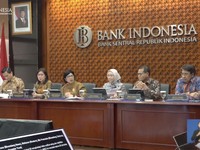 Gubernur Bank Indonesia, Destry Damayanti saat menyampaikan Hasil Rapat Dewan Gubernur Bulanan Bulan Oktober 2026 Cakupan Triwulanan dan Tahunan di Gedung Bank Indonesia, Jakarta, Rabu (21/10/2026). (Tangkapan Layar Youtube/Bank Indonesia)