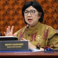 Gubernur Bank Indonesia, Destry Damayanti saat menyampaikan Hasil Rapat Dewan Gubernur Bulanan Bulan Oktober 2026 Cakupan Triwulanan dan Tahunan di Gedung Bank Indonesia, Jakarta, Rabu (21/10/2026). (CNBC Indonesia/Tri Susilo)